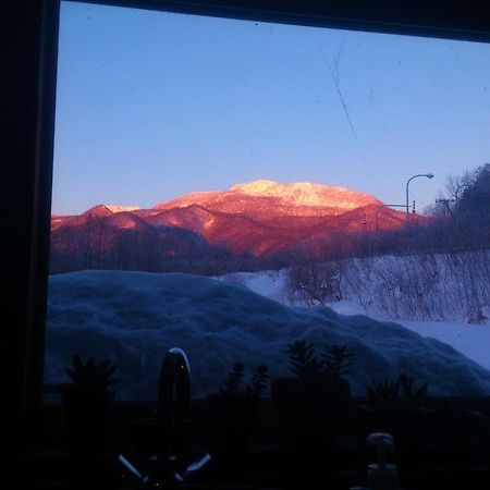Goryo Guesthouse NakaNakafurano Buitenkant foto